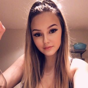 Meet your Posher, Justine